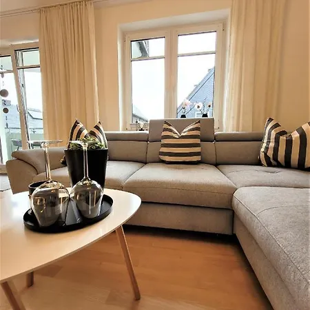 21121 Apartment *