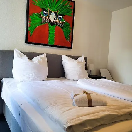 21121 Apartment *